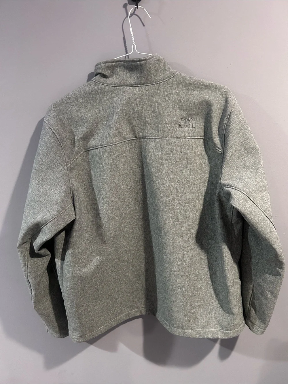 The North Face Men’s Gray Soft Shell Jacket Size Large Full Zip Lightweight Coat